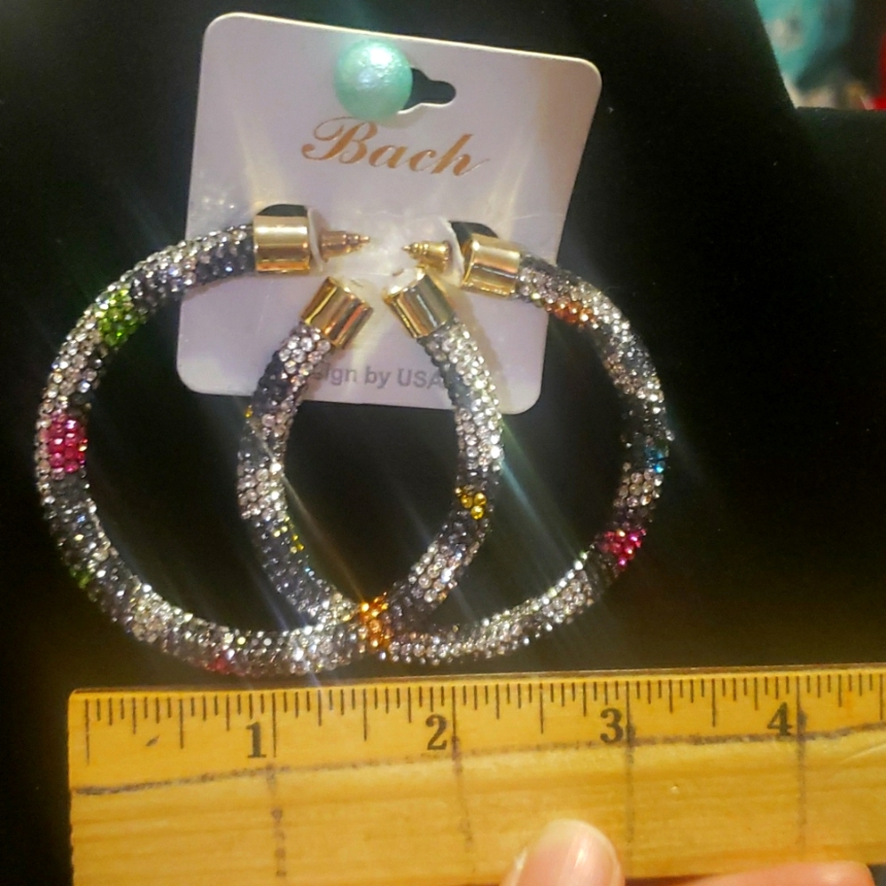NEW MULTI-COLORED HOOP EARRINGS